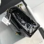 Chanel patent leather pouch size:25.5cm Ident No.: 1112