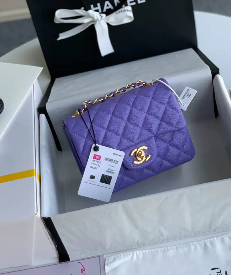 Lambskin Model: 1115 Size: 17cm
