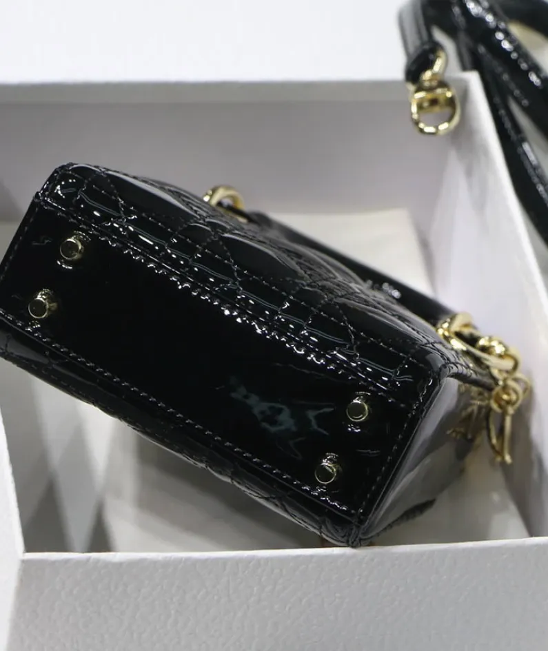 Size: 12*10*5cm