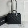 CHANEL palm pattern Size: 35*30*13 Style: 8007
