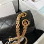 Chanel square bag size: 15.5-20-6cm