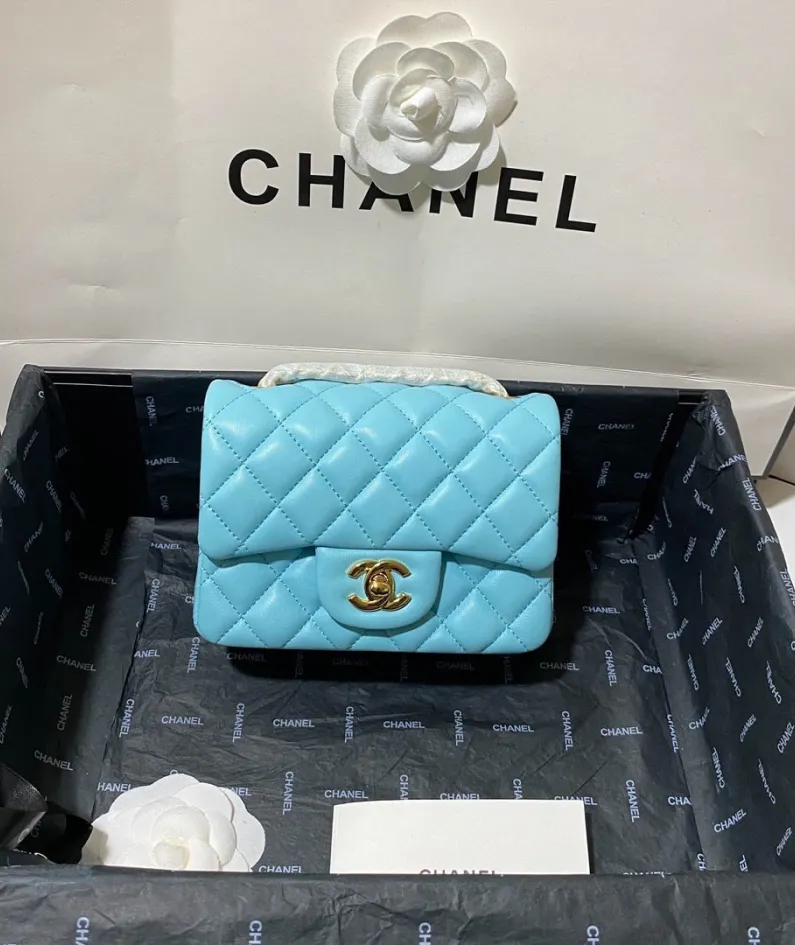 Lambskin Model: 1115 Size: 17cm