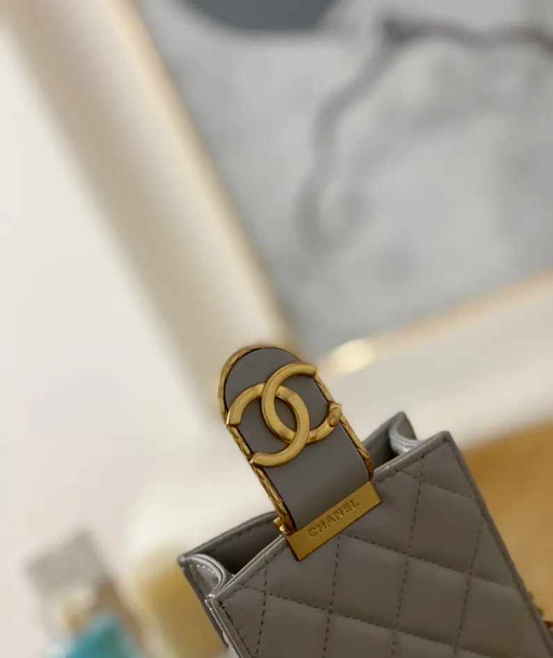 Mobile phone bag Size: 18*3*10cm