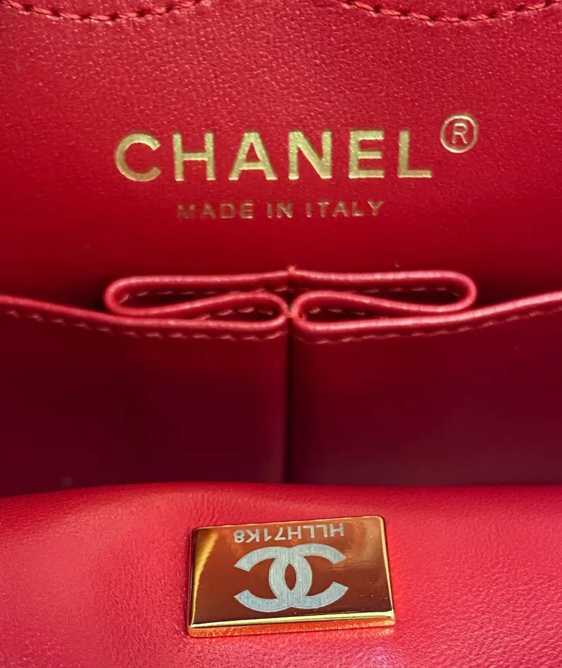 CHANEL Size: 24cm Ident No.: 037586