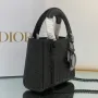Size: 17 x 7.5x 14cm