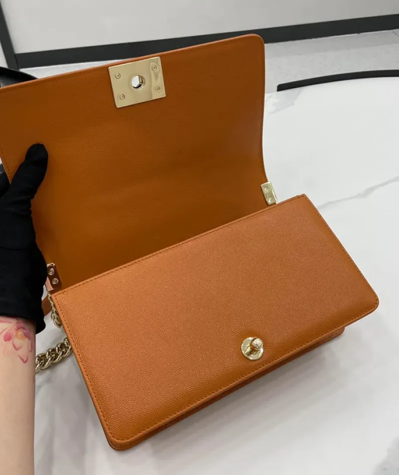 Diamond ball calfskin Size: 25cm
