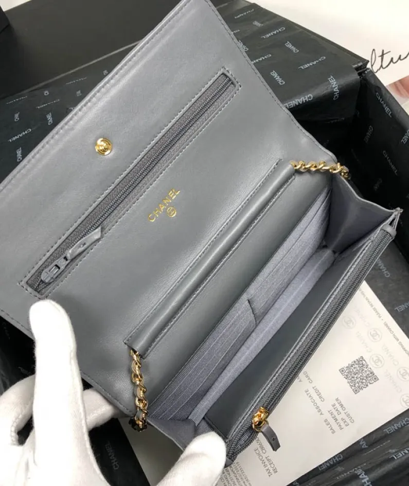 Lambskin Shoulder Chain Bag Style Number: 33814