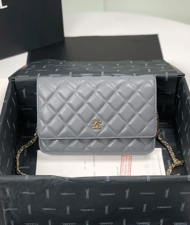 Lambskin Shoulder Chain Bag Style Number: 33814