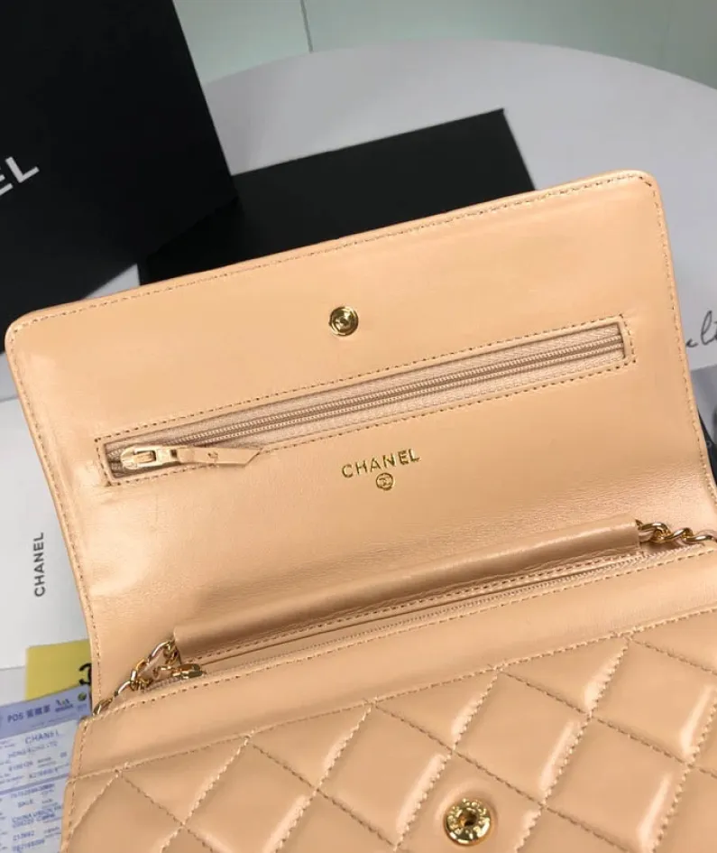 Lambskin Shoulder Chain Bag Style Number: 33814