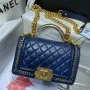 CHANEL wrist bag Size: 20