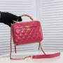 Chanel Size: Large 13.5*18.5x7.5cm Style Number: 9055