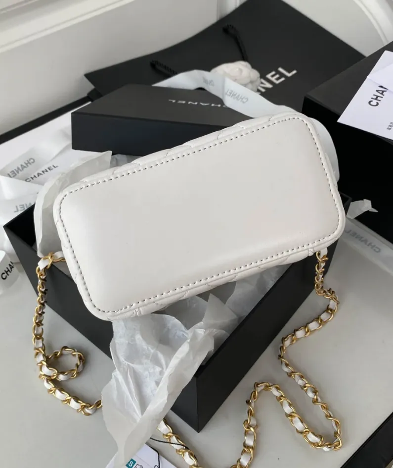 Retro chic chain Size: 17*9.5*8*cm