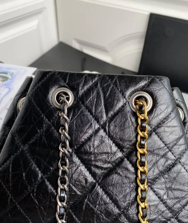 CHANEL retro backpack size:24*23*11.5