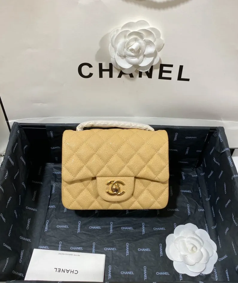 Lambskin Model: 1115 Size: 17cm
