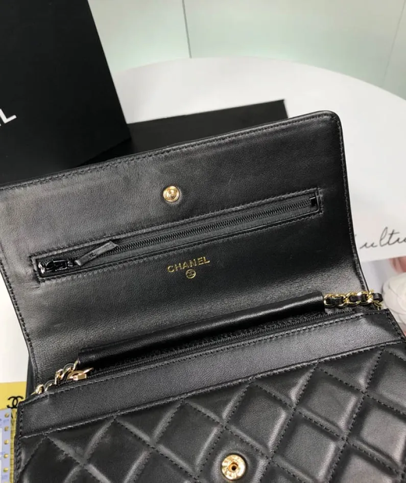 Lambskin Shoulder Chain Bag Style Number: 33814