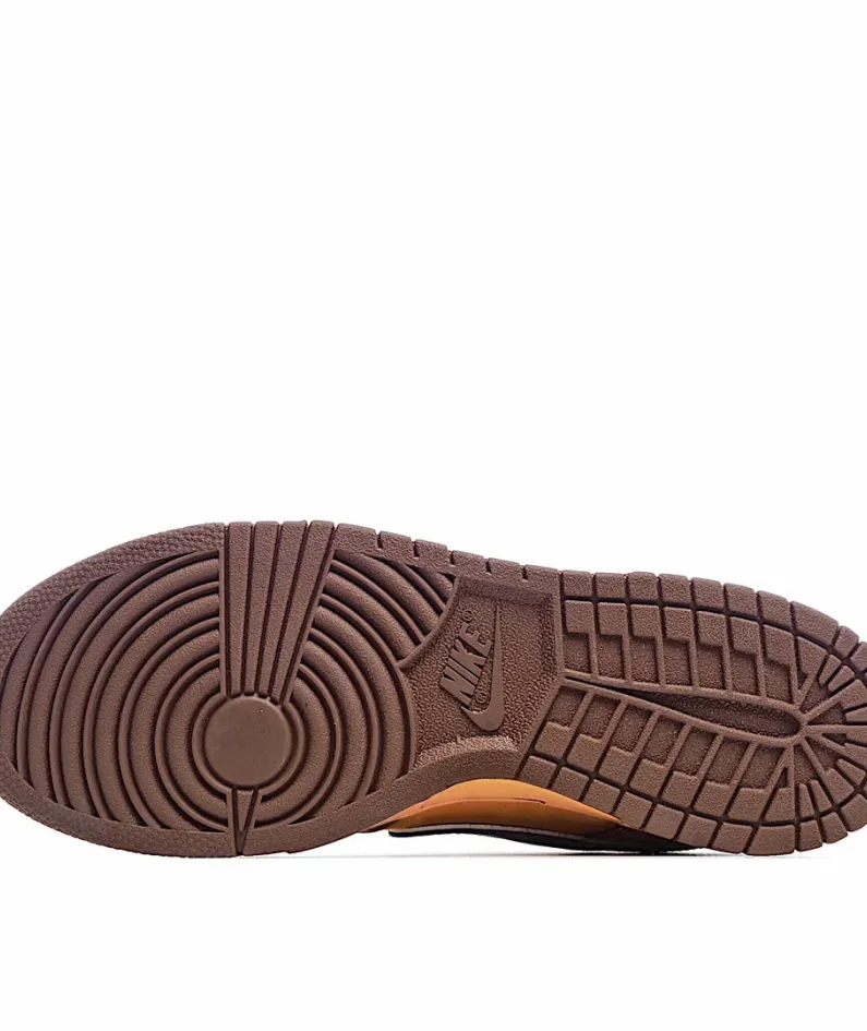 Nike Dunk Low Newcastle Brown Ale TS