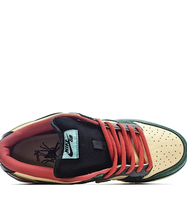 Nike Dunk SB Low Bucks 