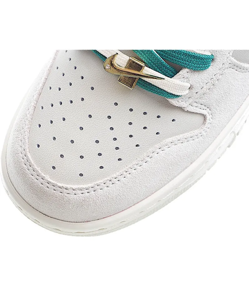 Nike DUNK HI SE