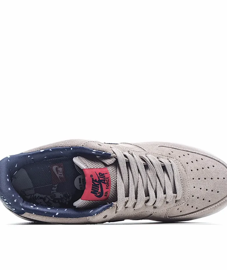 Nike Air Force 1 Low-Top Sneakers