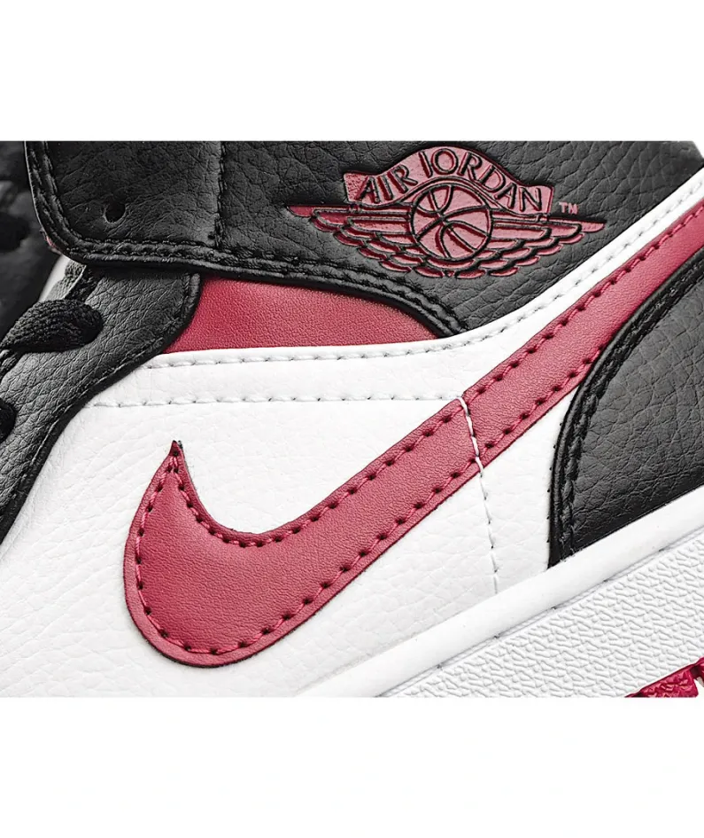 Air Jordan 1 MiD 