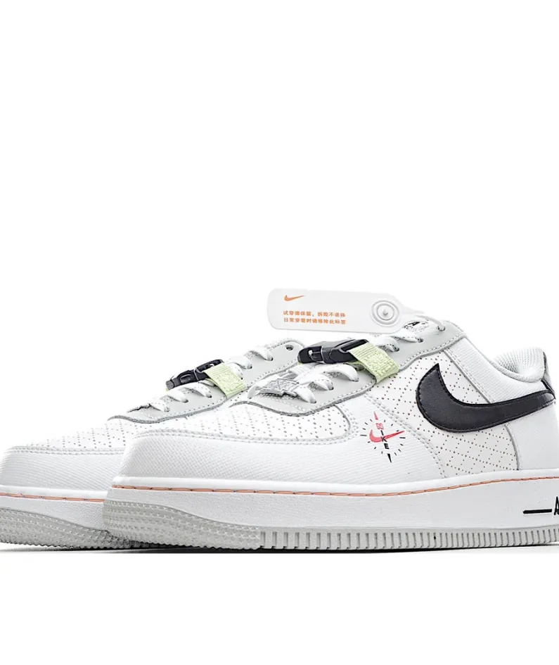 Nike Air Force 1 Low-Top Sneakers