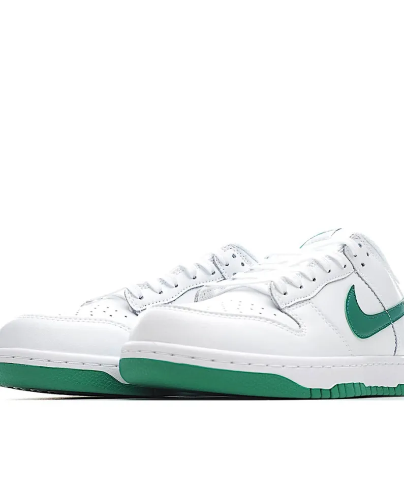 Nike Dunk SB Low Pro Low Top Sneakers