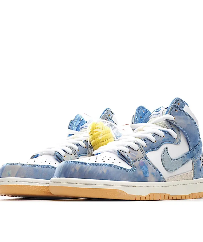 Carpet Company x Nike SB Dunk High SB Sneakers White & Blue