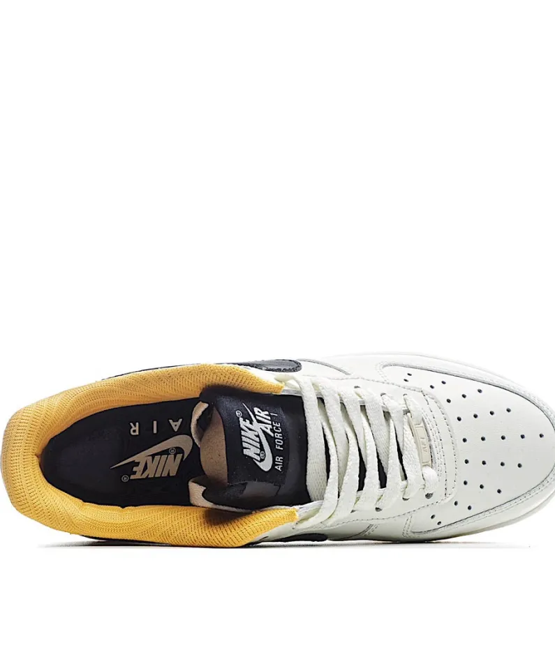 Nike Air Force1 07 Sneakers
