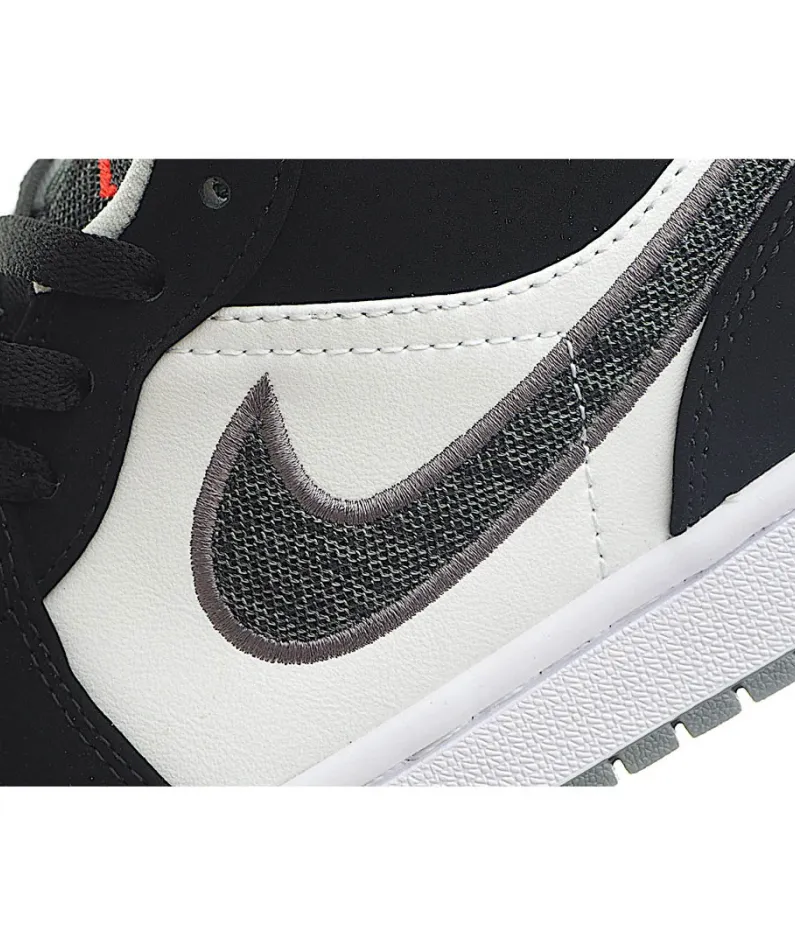Air Jordan 1 Retro Low 'Black Infrared'