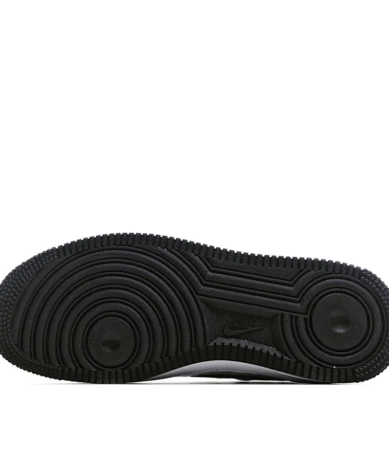 Nike Air Force 1 Low 07 Low Top Sneakers
