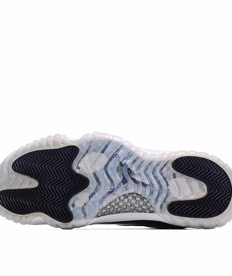 Air Jordan 11 Retro Low 'Emerald'