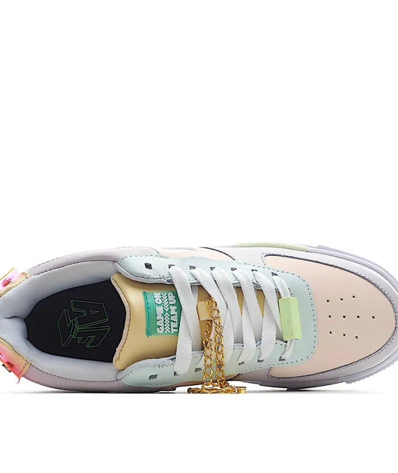Nike Air Force 1 LV8 Pixel  