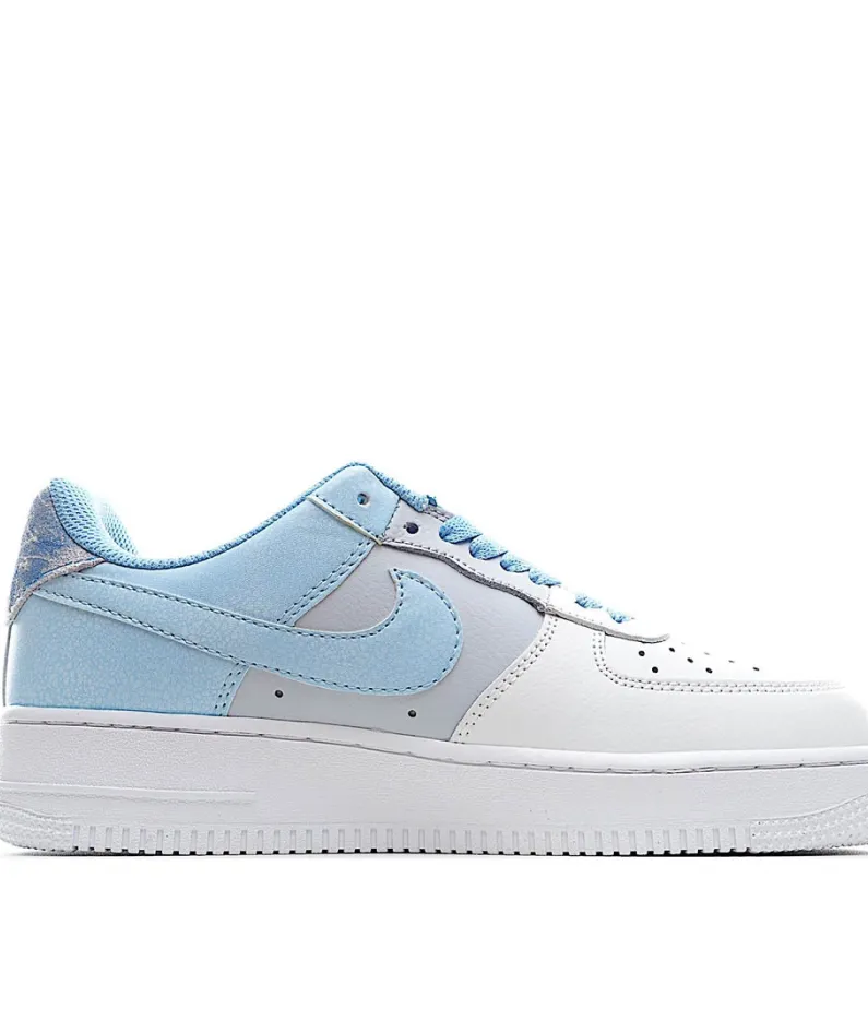 Nike Air Force 1 Low-Top Sneakers