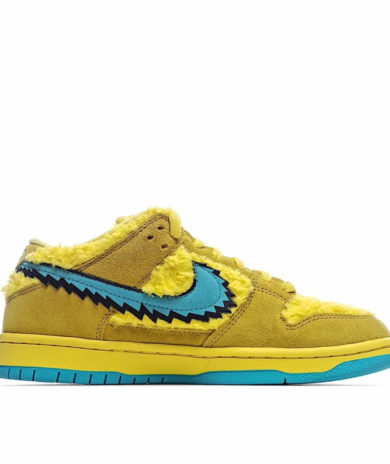 Nike SB Dunk Low Grateful Dead  