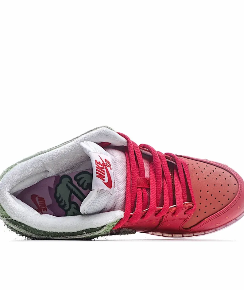 Nike SB Dunk Low pro QS Low Top Sneakers