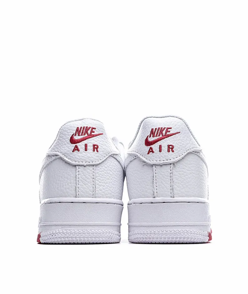 Nike Air Force 1 07 Low Low Top Sneakers