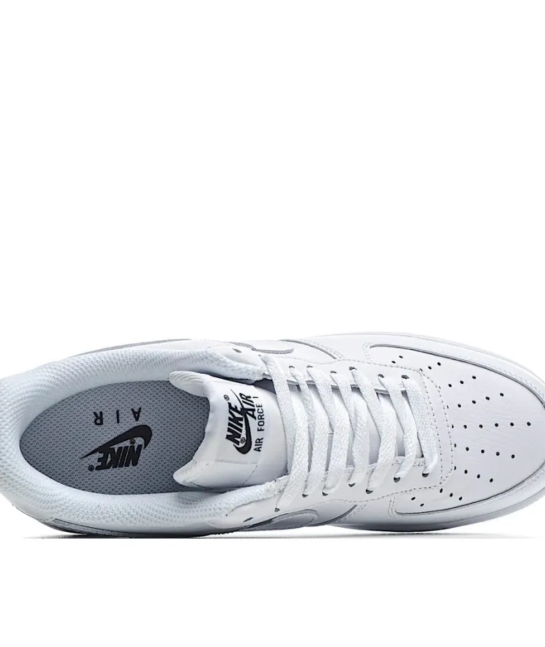 Nike Air Force 107 Low Low Top Sneakers