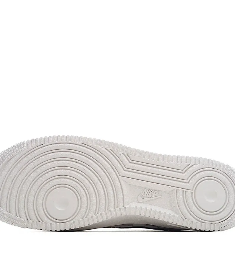 Nike Air Force 1 Low Sneakers