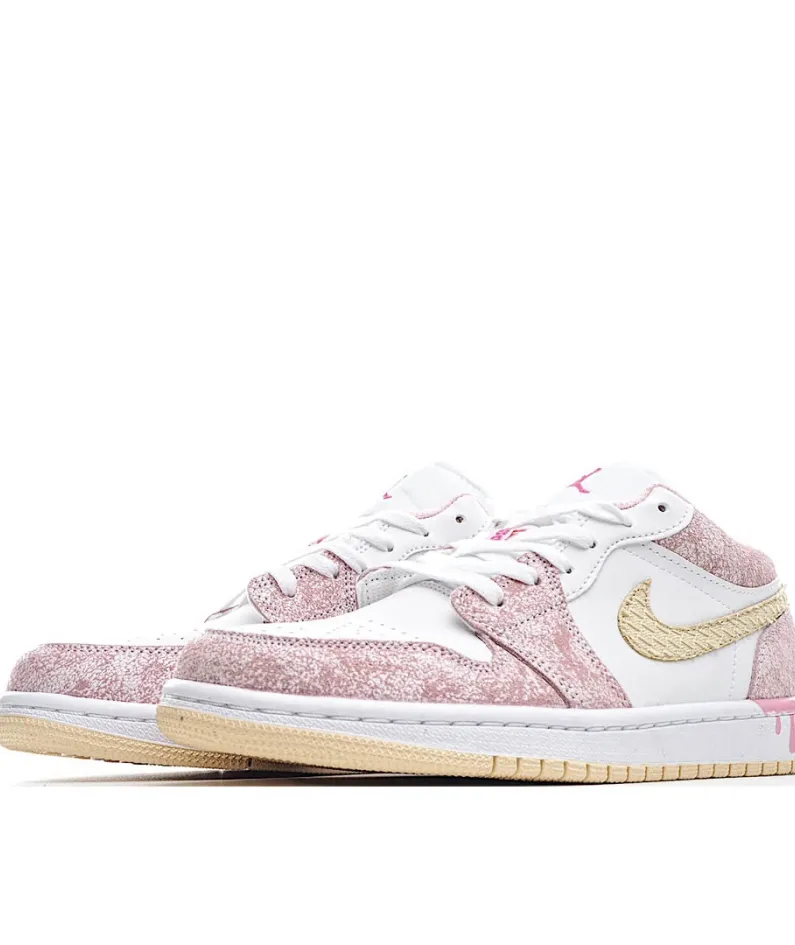 Air Jordan 1 Low GS 'Strawberry Ice Cream'