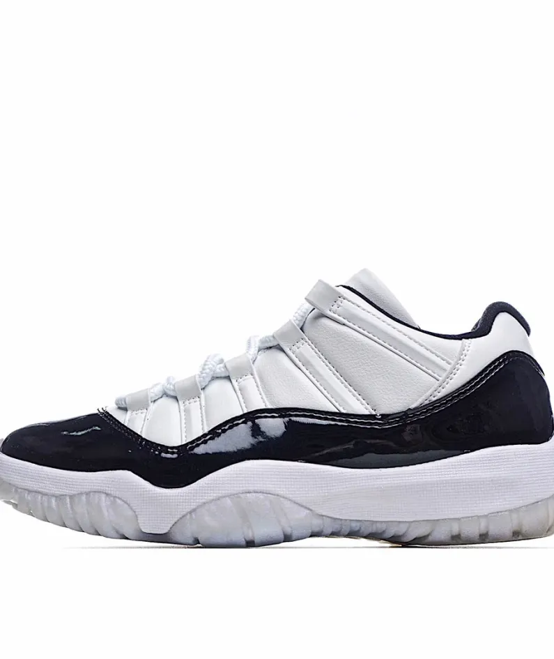 Air Jordan 11 Retro Low 'Emerald'
