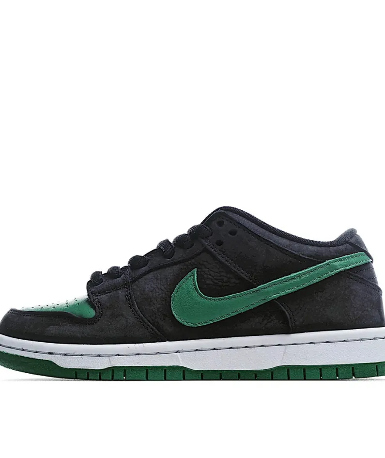 Dunk Low Pro SB 'Black Pine'