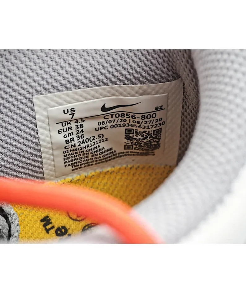 Nike SB Dunk OFF-WHITE Low-Top Sneakers