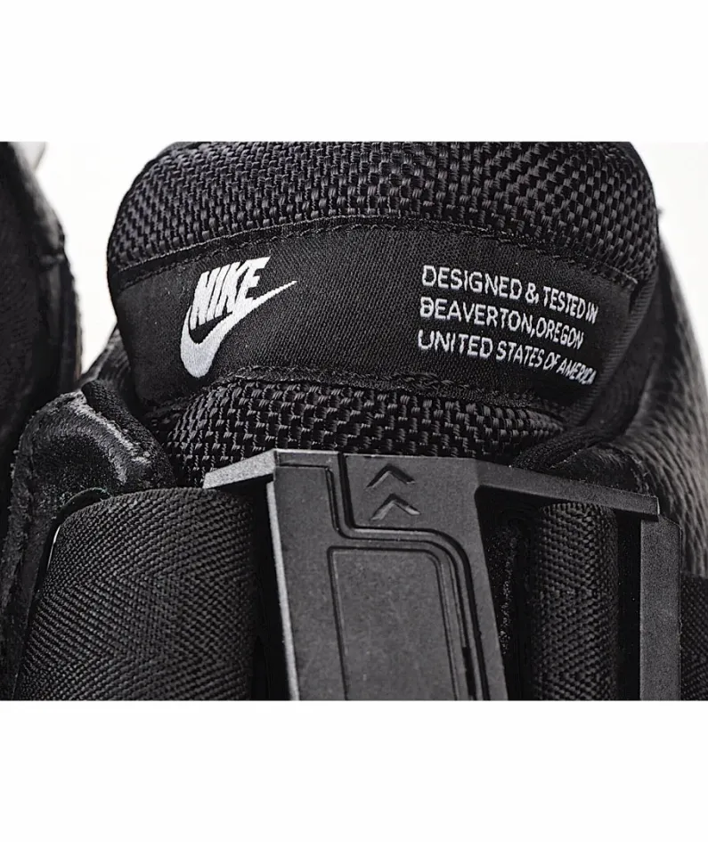 Nike AIR FORCE 1 UTILITY QS