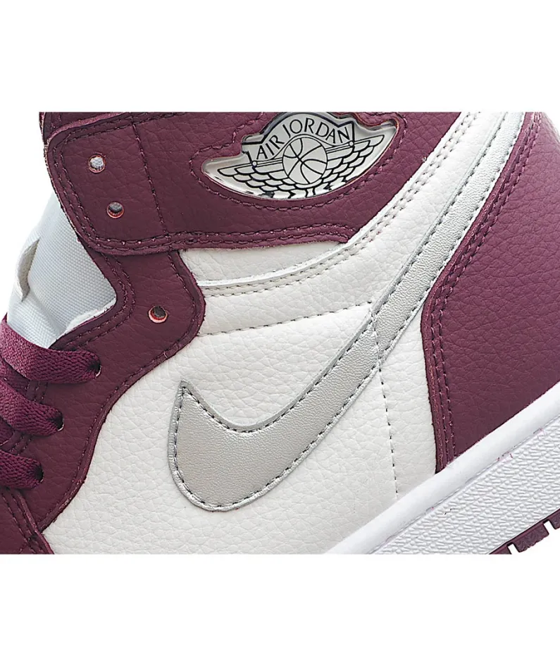 Air Jordan 1 Retro High OG 'Bordeaux'