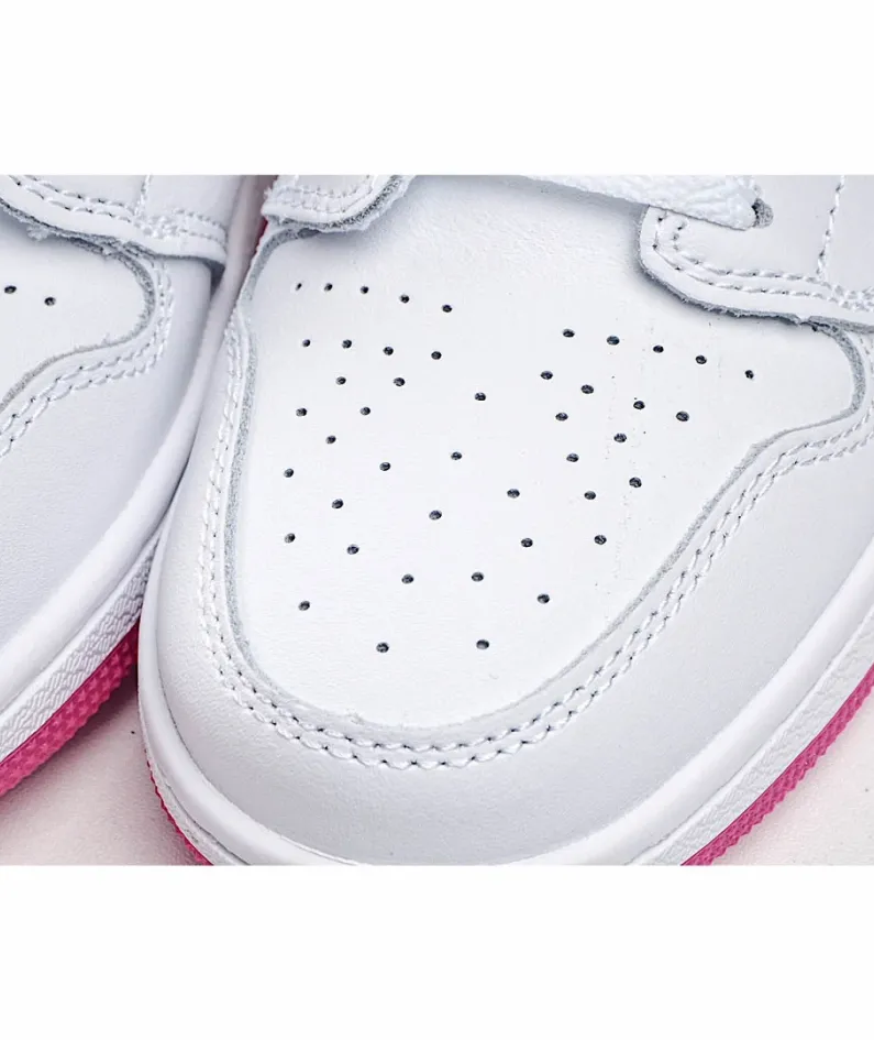 Air Jordan 1 Low GS 'Edge Glow'