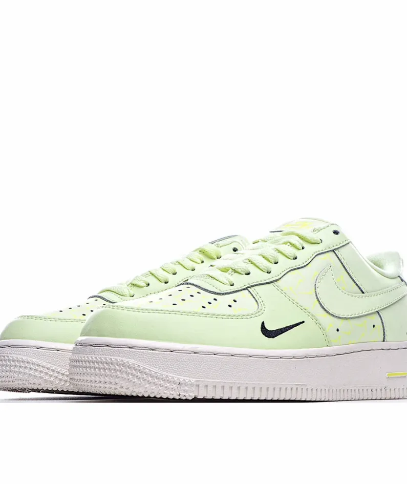 Nike Air Force 1 Low 