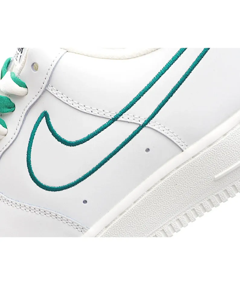 NikeAir Force 1 07 Beige Green