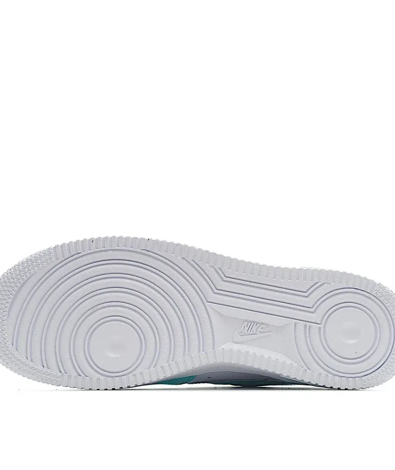 Nike Air Force 1 Low Low Top Sneakers