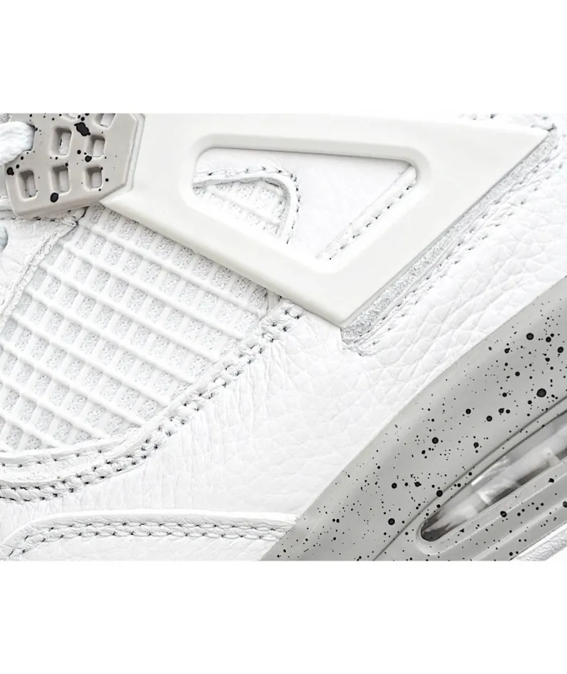 Air Jordan 4 "White Oreo"