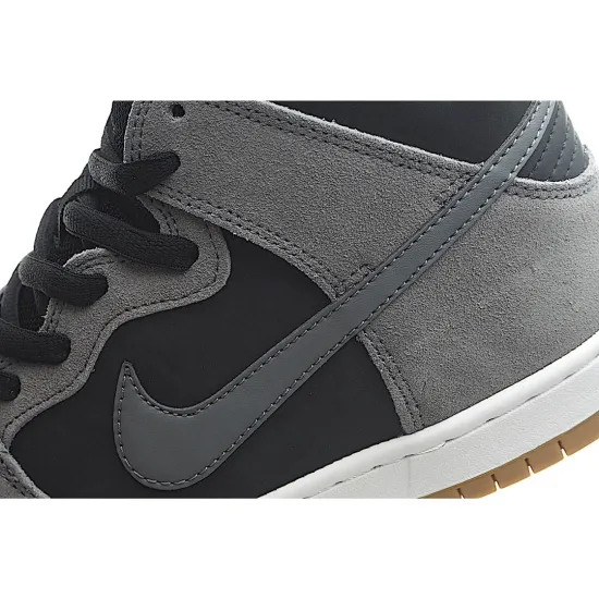 Nike SB Dunk High Pro  